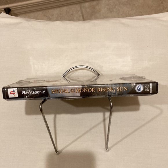 Medal of Honor Rising Sun PS 2 Video Game Playstation 2 New - Picture 6 of 8